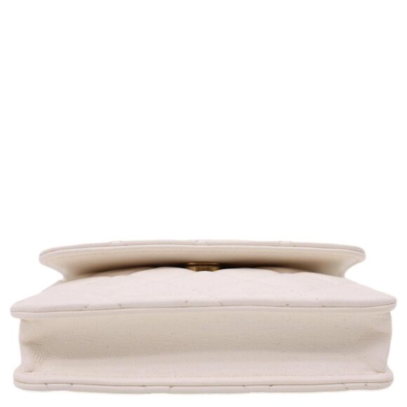 Chanel  Pearl Crush Flap Quilted Lambskin Leather Clutch With Chain White - Picture 11 of 13